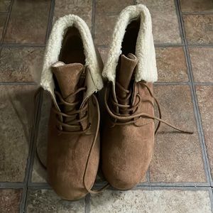 Brown wedges boots